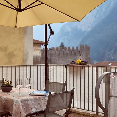 Appartamento Ania Vista Castello Tenno Extérieur photo