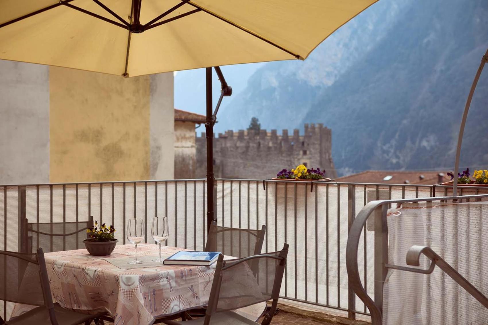 Appartamento Ania Vista Castello Tenno Extérieur photo